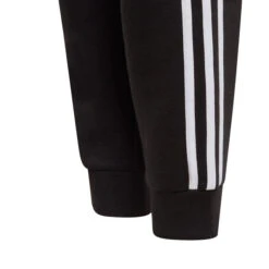 ADIDAS 3 Stripes Fleece Cotton Trainingshose Jungen - Schwarz, Weiß 11 ADIDAS 3 Stripes Fleece Cotton Trainingshose Jungen - Schwarz, Weiß -BIDI BADU Verkäufe 16885000 12