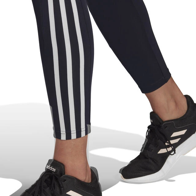 ADIDAS Designed To Move High-Rise 3-Stripes 7/8 Sport Tight Damen - Blau, Weiß 7 ADIDAS Designed To Move High-Rise 3-Stripes 7/8 Sport Tight Damen - Blau, Weiß – Bild 5