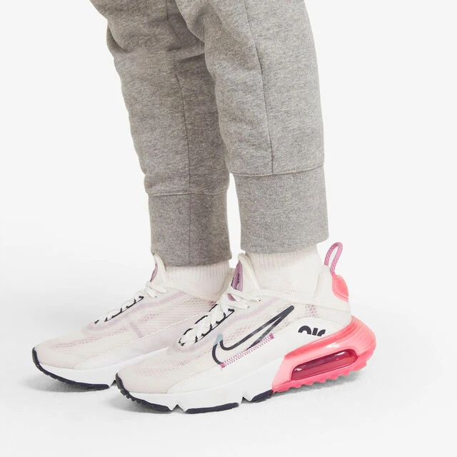 Nike Sportswear French Terry Trainingshose Mädchen - Grau, Weiß 12 Nike Sportswear French Terry Trainingshose Mädchen - Grau, Weiß – Bild 10