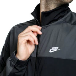 Nike Sportswear Sport Essentials Trainingsanzug Herren - Schwarz, Grau 13 Nike Sportswear Sport Essentials Trainingsanzug Herren - Schwarz, Grau -BIDI BADU Verkäufe 55235000 15